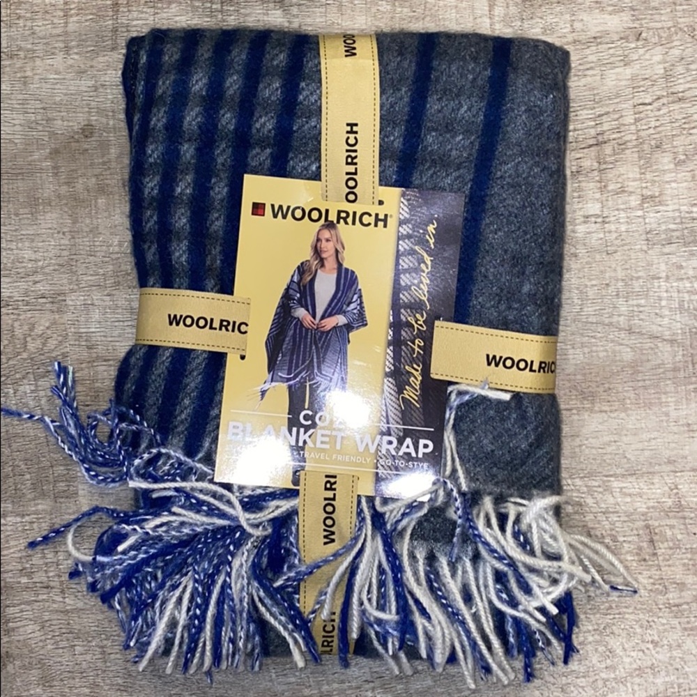 Cody blanket wrap